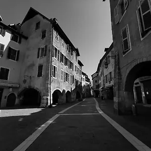 De Chiara A , Annecy France