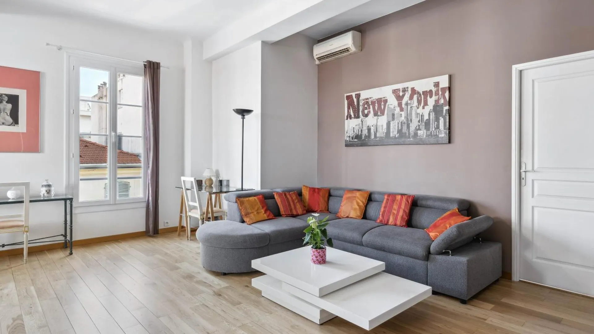 Apartment Le Blacas Nice France